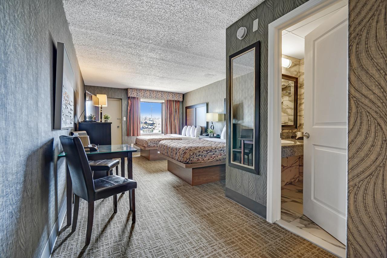 Blue Creek Inn Waretown Екстер'єр фото