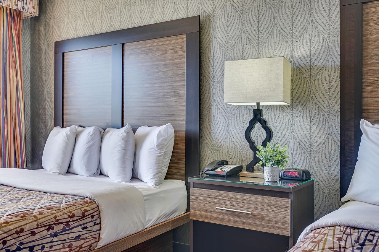 Blue Creek Inn Waretown Екстер'єр фото